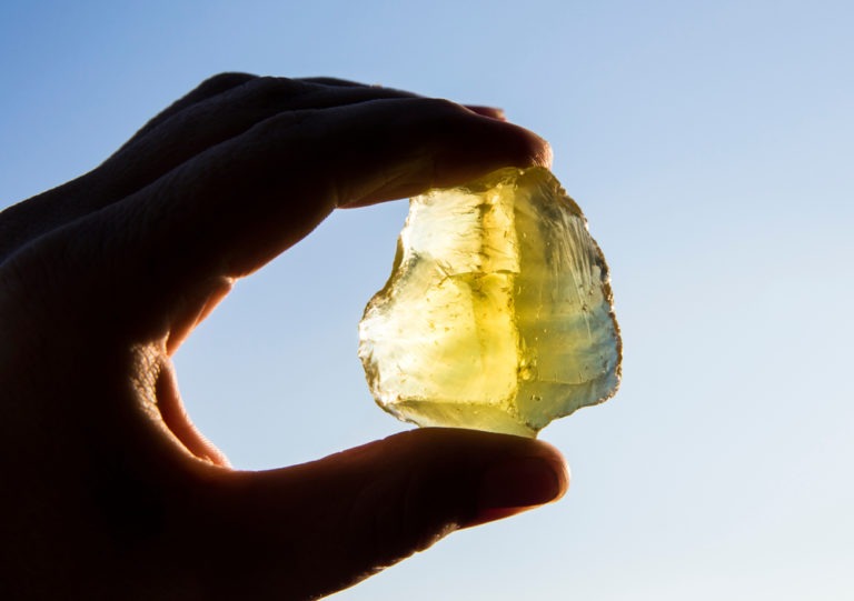 14 Crystals That Can Be In The Sun & Those That Can't Wishes N Kisses